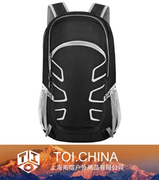 Mochila leve para caminhada